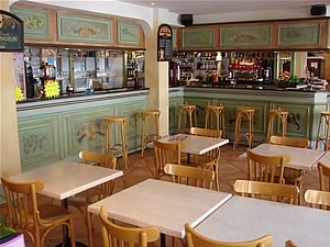 Le rayol Canadel : Bar et Salon de thé BAR LE MAURIN DES MAURES
